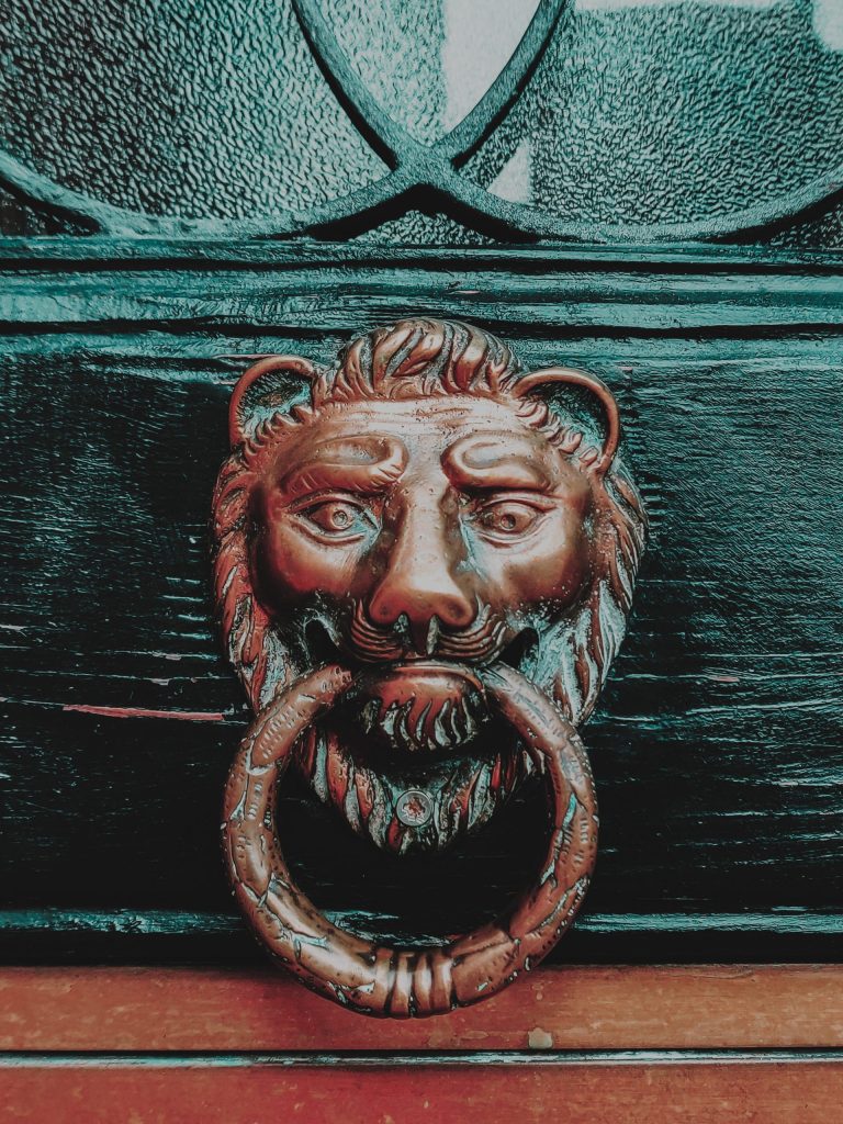 knock
