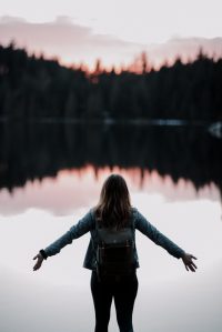 priscilla-du-preez-5eO8WdwszAQ-unsplash